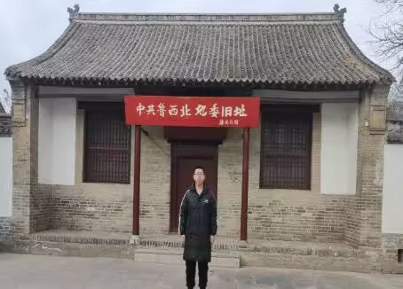 l(xing)(hu)(sh)` ľW(xu)C(j)е늚⻯̌W(xu)Ժ ׷tɫĻѪ}(sh)`(du) ϵڿhഺ(mng)