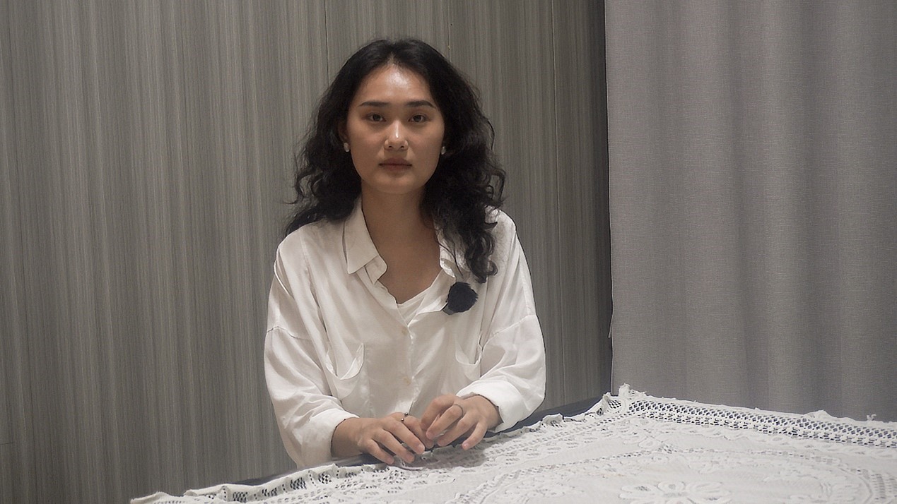 ֮퍣\֮